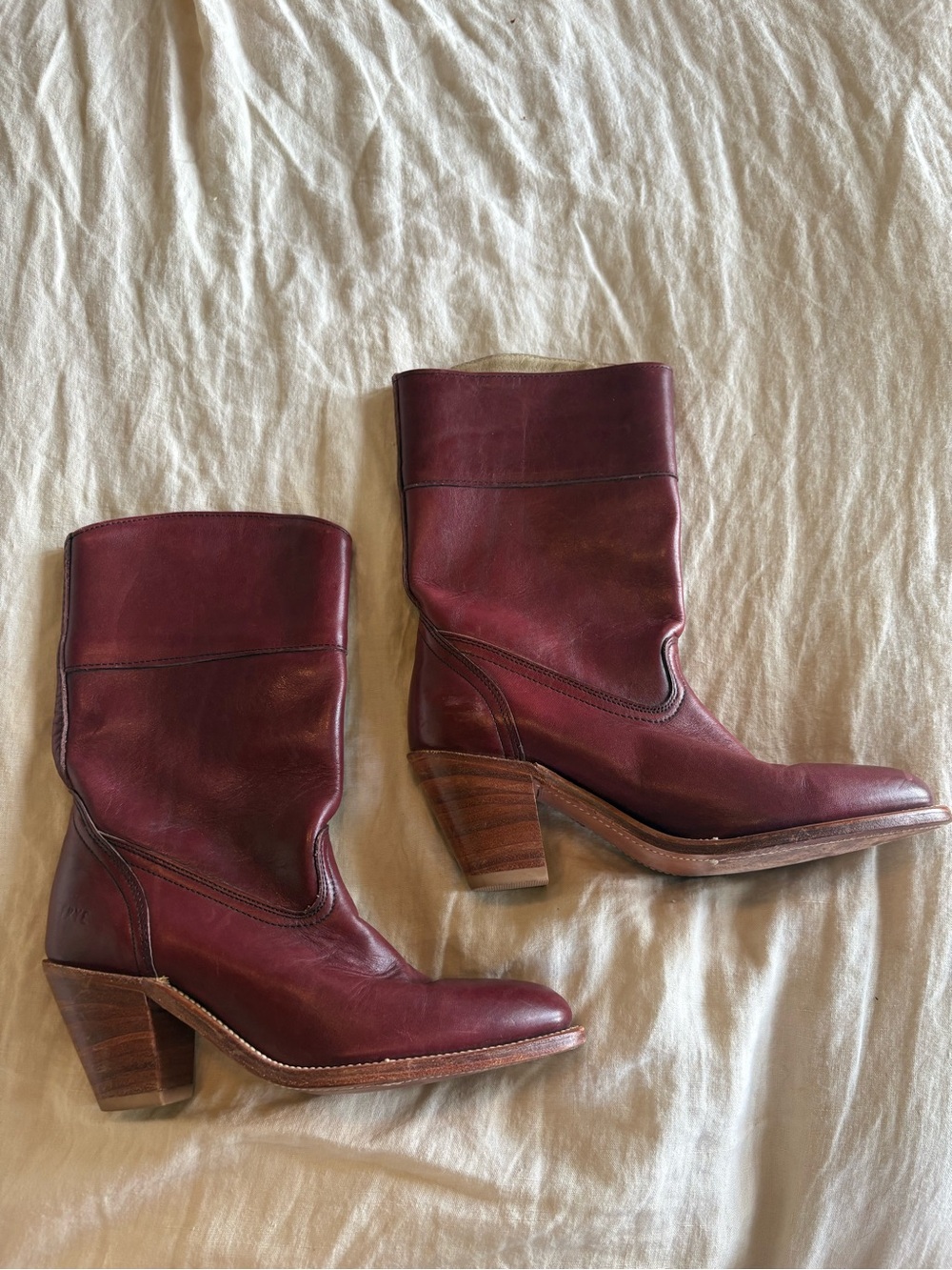 Frye Burgundy Leather Western Boots 7.5 Narrow - Picture 2 of 6